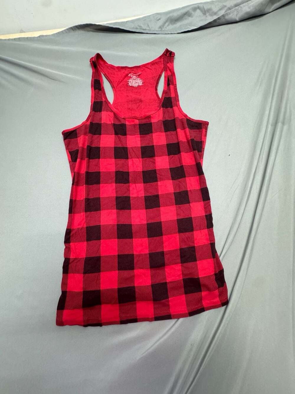No Boundaries Tank Top Size XXL/2XG Red Black Plaid